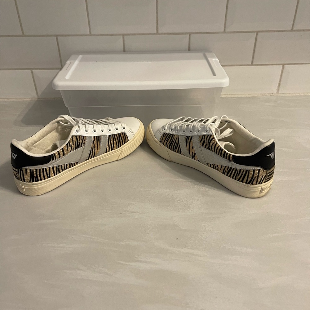 Gola Womens Orchid II Africa Sneaker Size 7